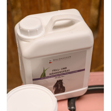 Spray hidratante equino con aloe vera 2,5 L Spray hidratante equino con aloe vera 2,5 L