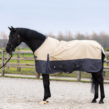 Manta de exterior Imperial Riding Limited 100 g con cuello