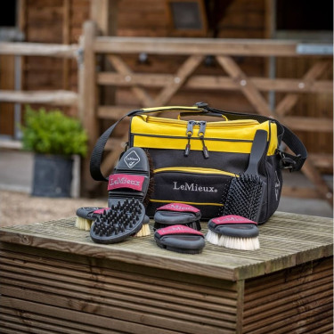 Bolsa de limpieza ShowKit LeMieux Dijon Amarillo Bolsa de limpieza ShowKit LeMieux Dijon Amarillo