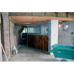 Separación giratoria de boxes con rejilla / madera 2,5 m La Gée Separación giratoria de boxes con rejilla / madera 2,5 m La Gée