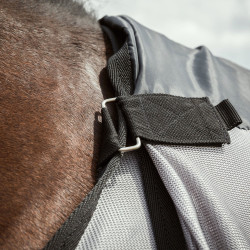 Back on Track Buzter Fly Alfombra con cuello Back on Track Buzter Fly Alfombra con cuello