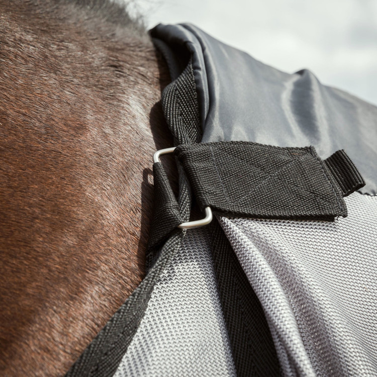 Back on Track Buzter Fly Alfombra con cuello Back on Track Buzter Fly Alfombra con cuello