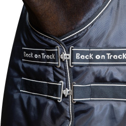 Manta Back on Track Millie Stall 200g Negro Manta Back on Track Millie Stall 200g Negro