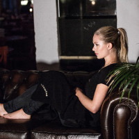 Manta polar Back on Track Negro