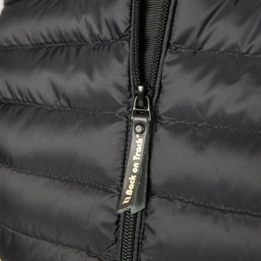 Chaqueta de mujer Grace Back on Track con logo Negro Chaqueta de mujer Grace Back on Track con logo Negro