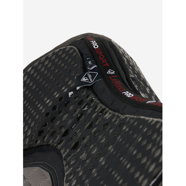 LeMieux Self-Cool Grip Euro Jump LeMieux Self-Cool Grip Euro Jump